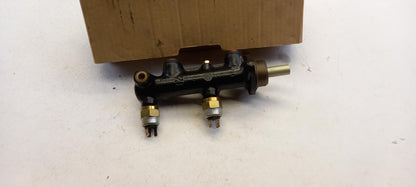 Original OE PORSCHE Hauptbremszylinder 477611015A