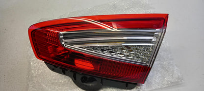 Original OE FORD Heckleuchte 1764009