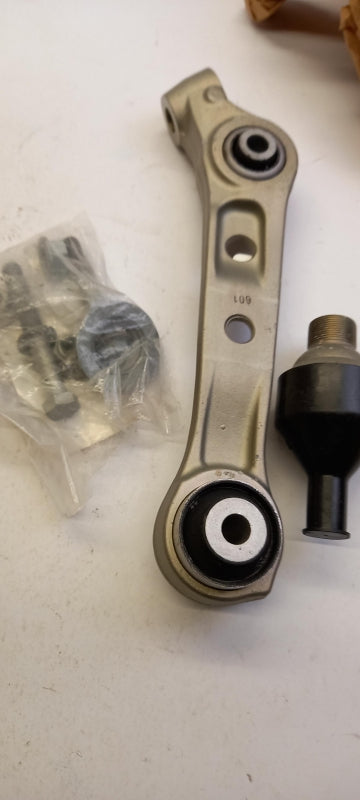 Original BMW 5er F10 F11 6er F06 F12 Querlenker unten vorne links 31122450833