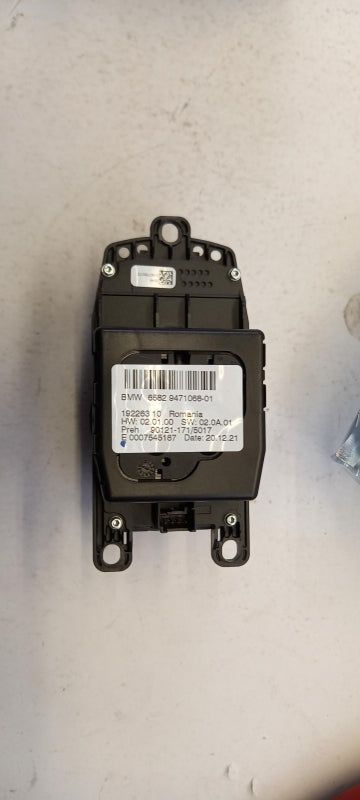 Original BMW 2er F45 F46 i3 X1 F48 Schaltereinheit Controller 65829471068