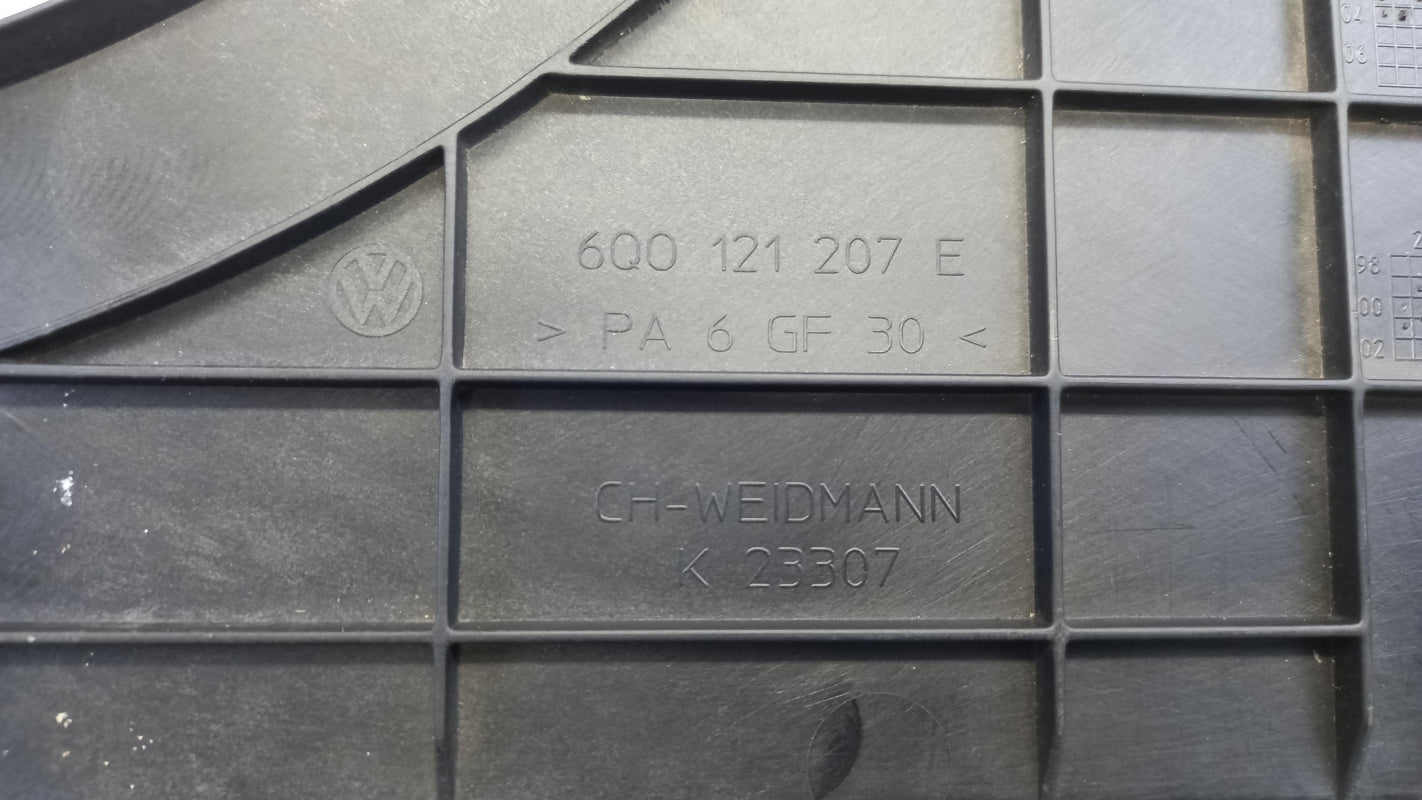 Original VW Polo Fox SKODA SEAT 2004-2010 Lüftergehäuse 6Q0121207E9B9