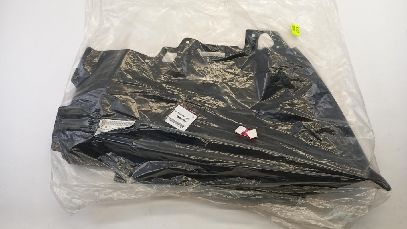 Original MITSUBISHI ASX II Ladekantenschutz Rechts MQ003569