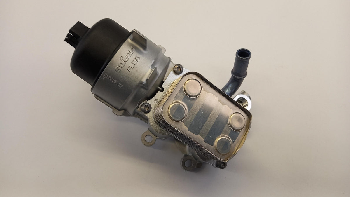 Original VOLVO C30 S40 S80 V70 2.0D Ölfiltergehäuse 30725897
