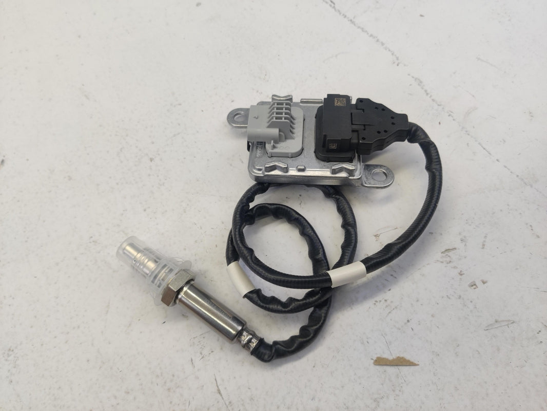 Original NISSAN NV300 Lambdasonde NOx Sensor 2279000Q0H