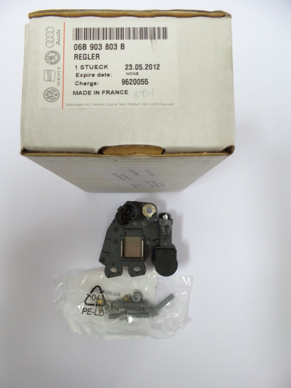 Original AUDI A1 A3 A4 A6 A8 VW Golf Passat Tiguan Generatorregler 06B903803B