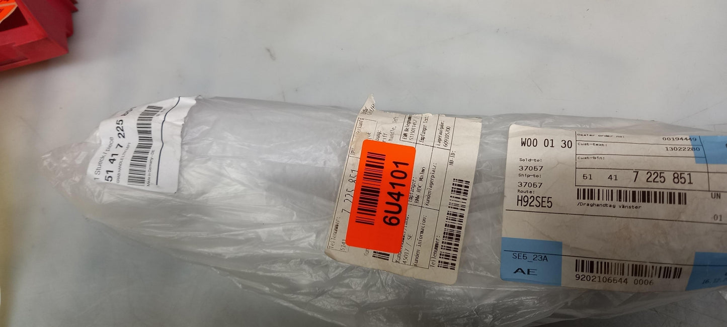 Original BMW 5er F10 F11 Zuziehgriff schwarz links 51417225851