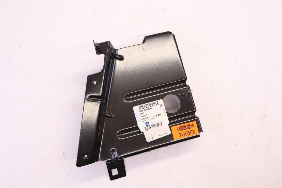 Original OPEL Movano-B Kotflügel Halter hinten oben links 93197181