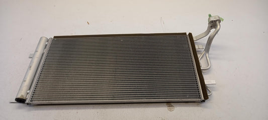 Original HYUNDAI i30 16-20 Elantra 15-18 Klimakondensator 97606F2290