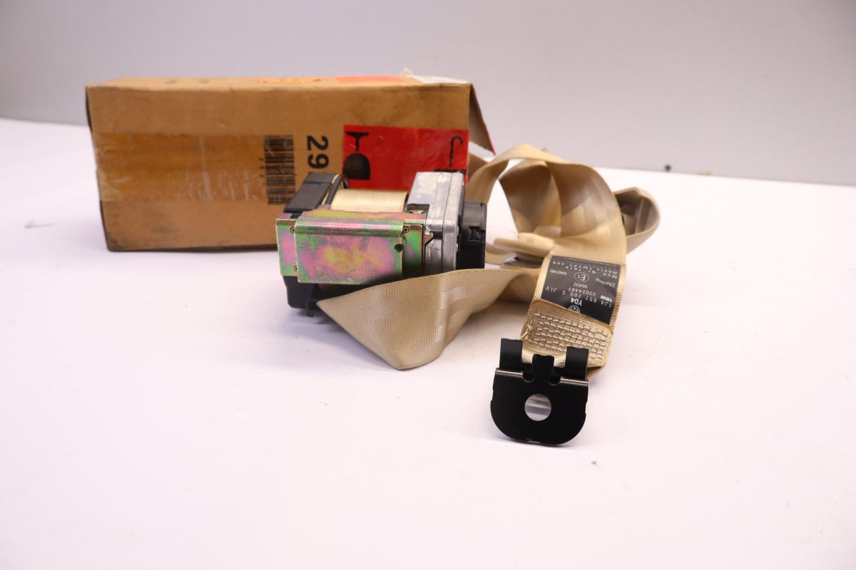 Original VW Golf 4 Jetta 1J Sicherheitsgurt hell-beige vorne links 1J4857705SJLV