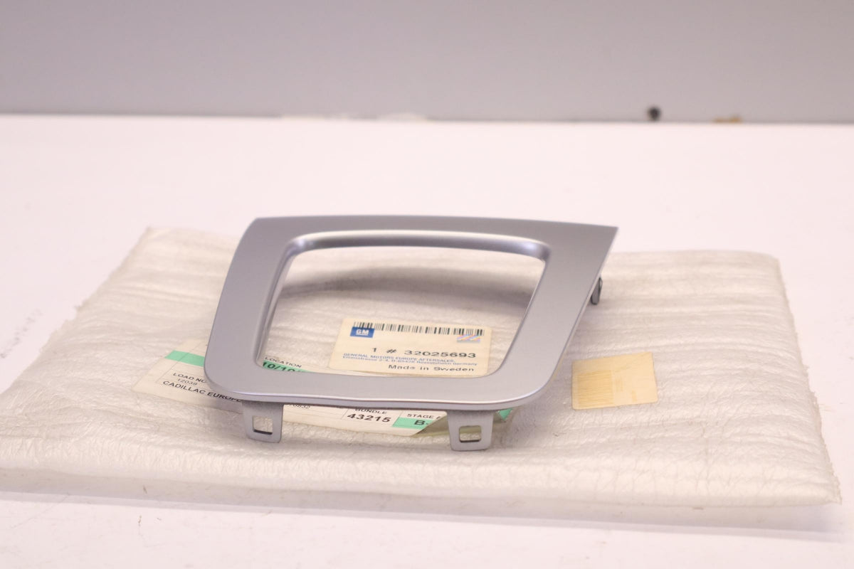 Original CADILLAC BLS 05-09 Schalthebel Abdeckrahme 32025693