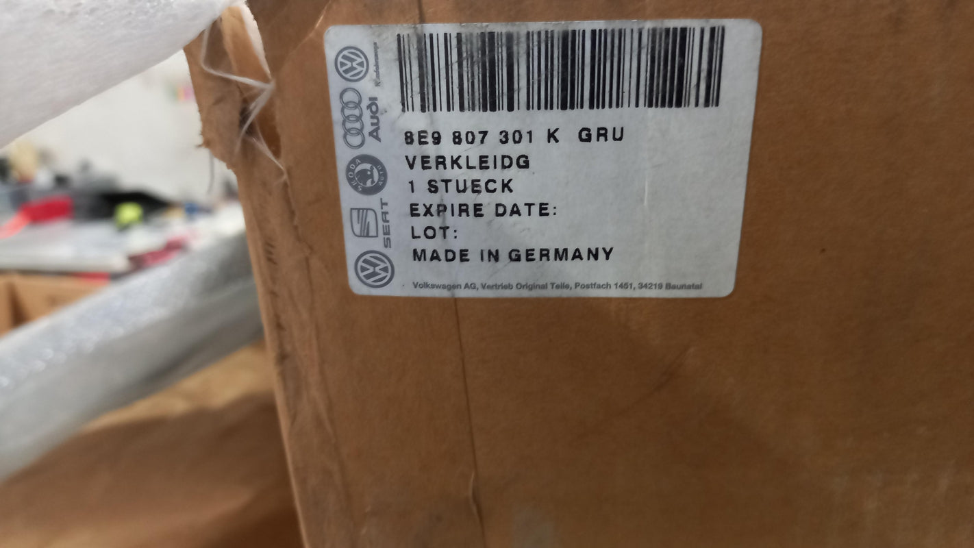 Original AUDI A4 S4 8E 01-05 Stoßstange grundiert hinten 8E9807301KGRU