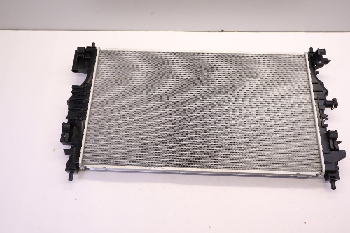 Original OPEL Astra-J Zafira-C 1.6 2.0 CDTi Wasserkühler 13393983