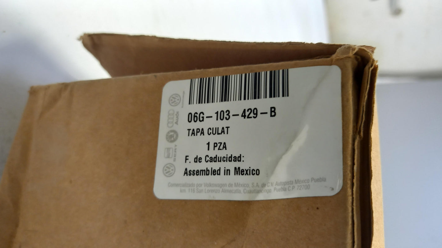 Original VW Caddy Golf Jetta Polo Touran T5 2.0 Zylinderkopfhaube 06G103429B
