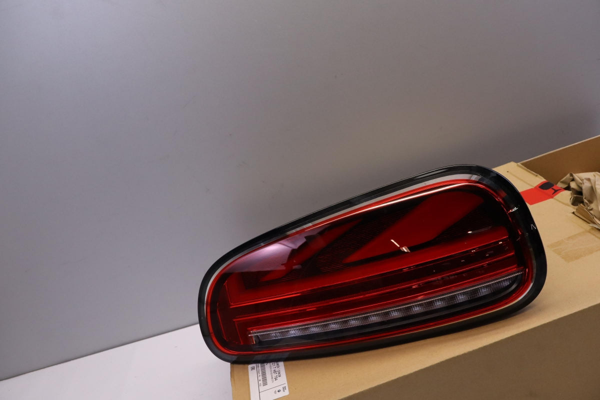 Original MINI Clubman F54 LED Heckleuchte Rücklicht rechts 63217487794