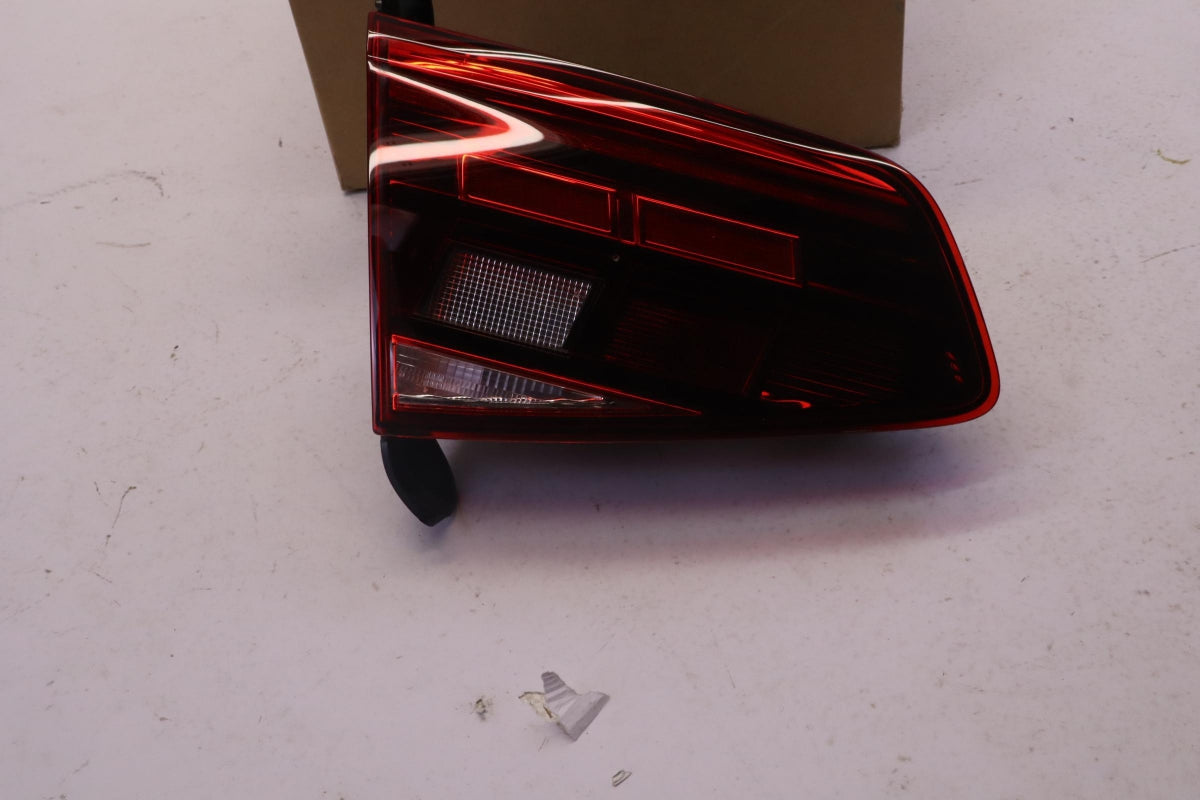 Original VW Passat B8 18- LED-Heckleuchte Rücklicht innen links 3G5945093D