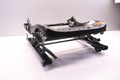 Original OPEL Vectra-B Sitz Führungsschiene vorne links 90569758