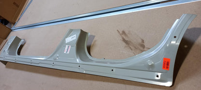 Original SUZUKI Vitara (LY) Seitenschweller links 6451154P01P41