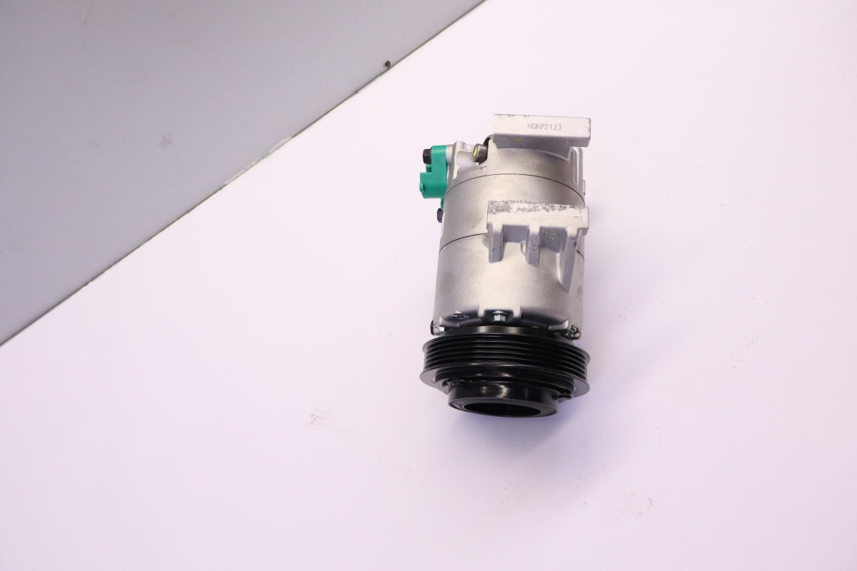 Original HYUNDAI i20 12-14 Klimakompressor 977014P250