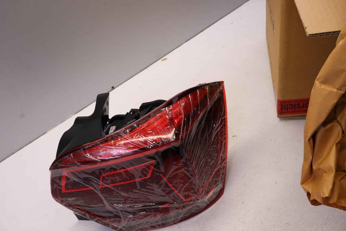 Original VW Polo AE/AW 2018- LED Heckleuchte Rücklicht rechts 2G0945208C