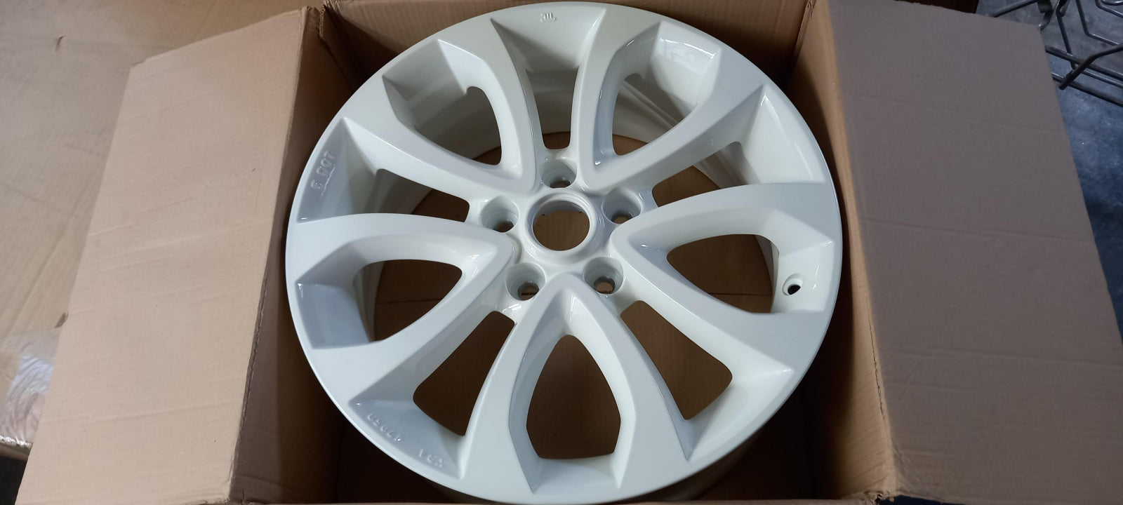 Original NISSAN Juke F15 Alufelge 7Jx17 weiß D0300BA61D