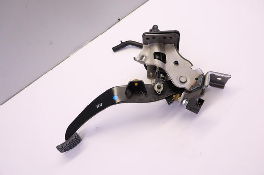 Original HYUNDAI Tucson LM KIA Sportage SL Kupplungspedal 328022S050