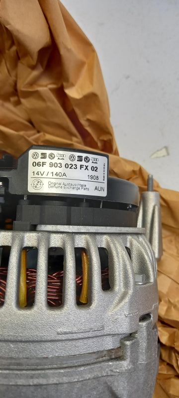 Original AUDI A1 A3 A4 VW Caddy Golf 6 Passat B6 T5 Lichtmaschine 06F903023FX
