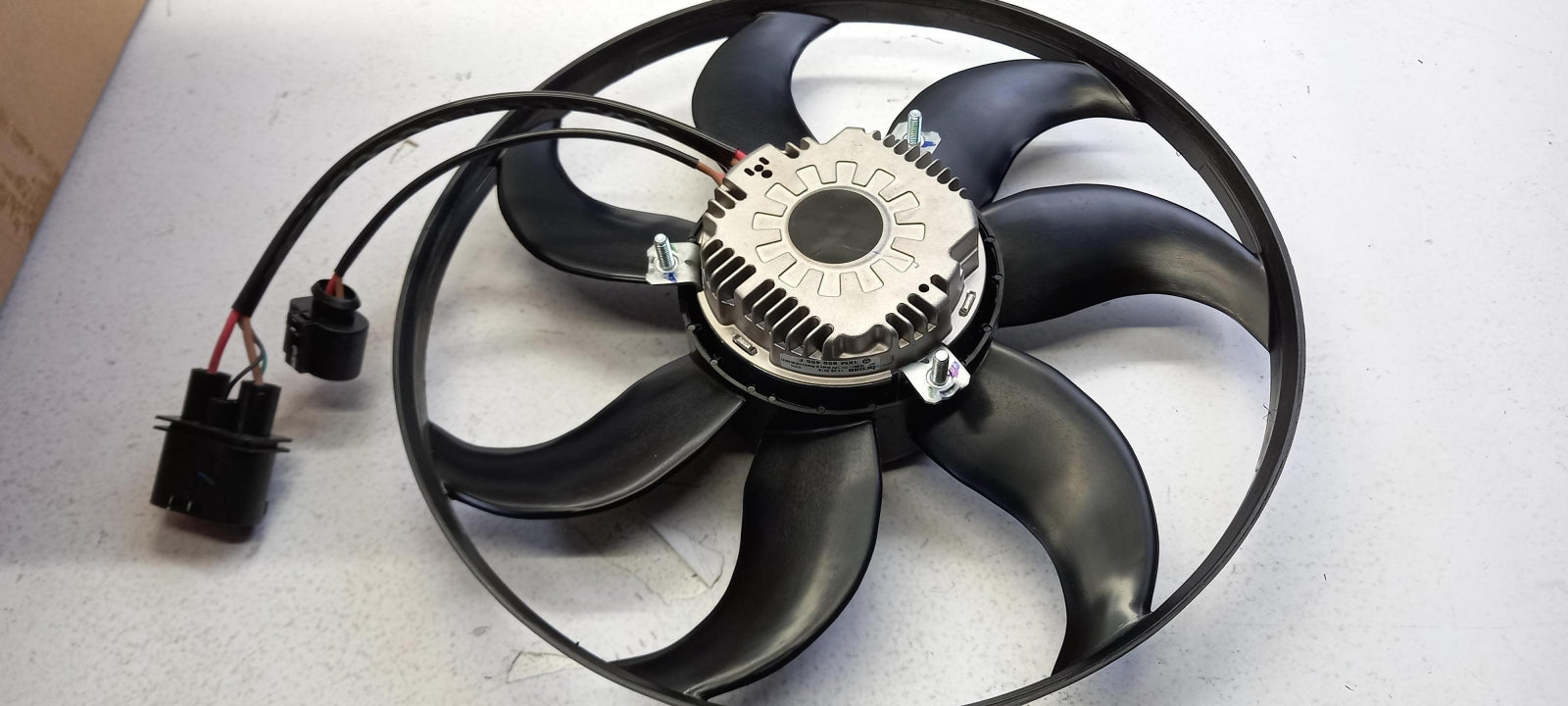 Original VW Beetle 5C Golf 6 Jetta Motorkühlung Lüfter 1KM959455F