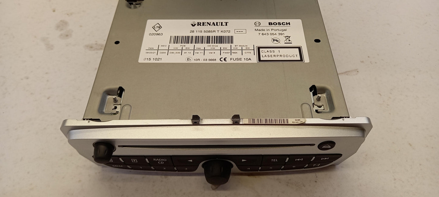Original RENAULT Twingo II Autoradio CD DVD GPS 281155085R