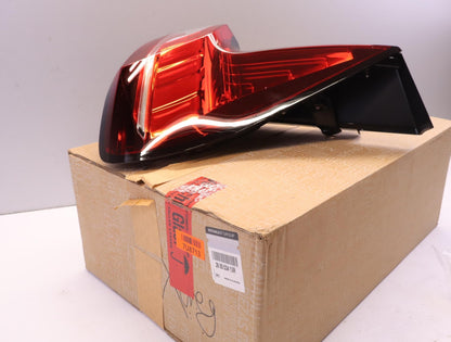 Original OE RENAULT Heckleuchte 265503413R