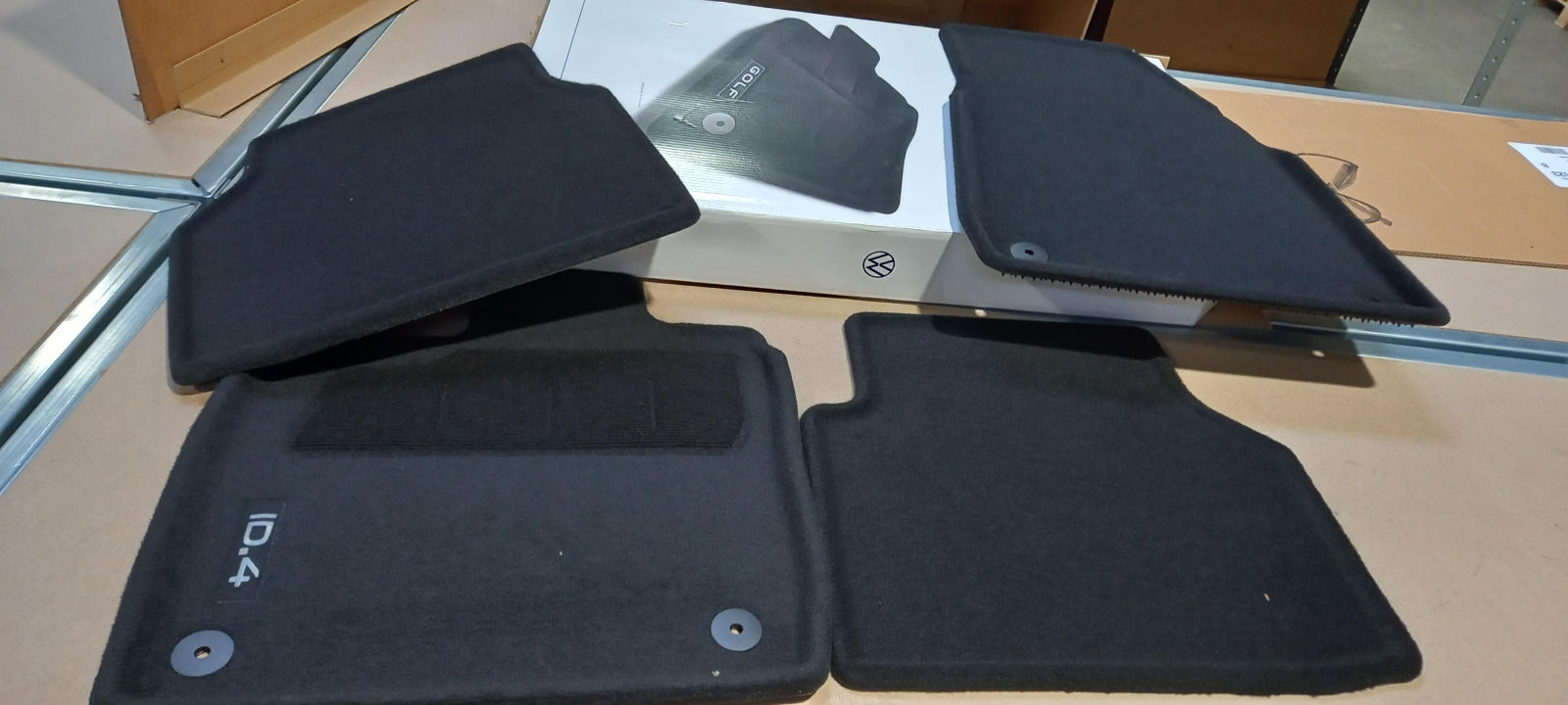 Original VW ID.4 ID.5 Fußmattensatz vorne+hinten schwarz 11B061445WGK