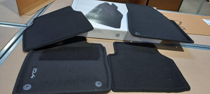 Original VW ID.4 ID.5 Fußmattensatz vorne+hinten schwarz 11B061445WGK