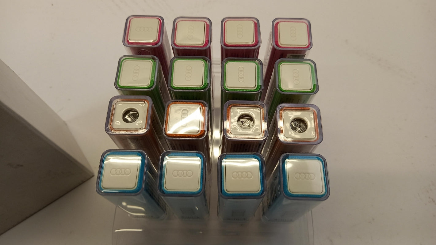 Original AUDI 2-in-1-Displayreiniger Enthält 16 Stück 81A096311A