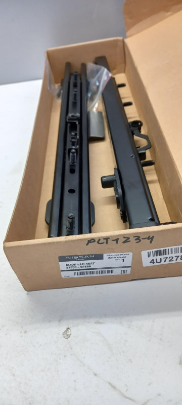 Original Nissan Micra K14 Sitz Führungsschiene Vorne Links 875505FE9A