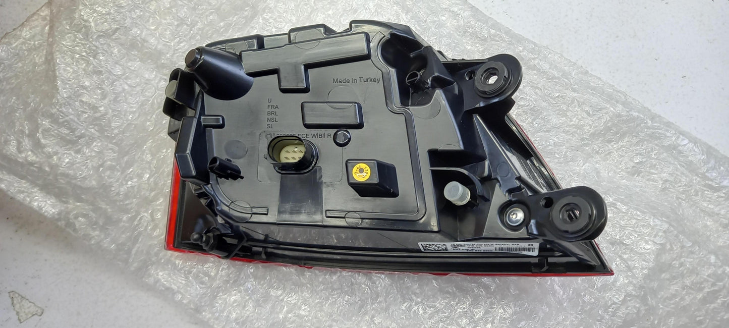 Original AUDI A8 4H LED Heckleuchte Rücklicht außen rechts 4H0945096N