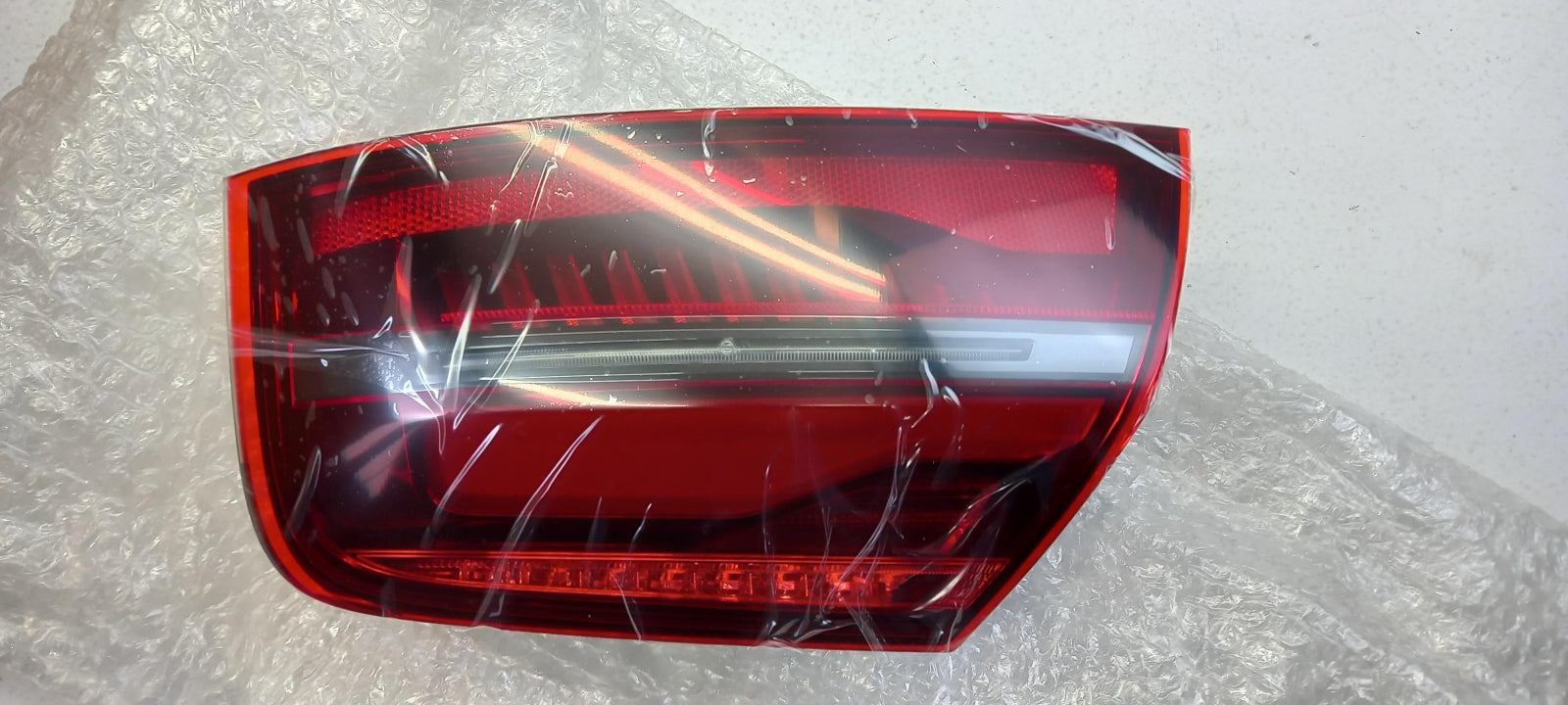 Original AUDI A8 4H LED Heckleuchte Rücklicht außen rechts 4H0945096N