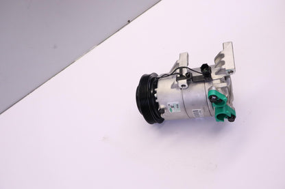 Original HYUNDAI i20 12-14 Klimakompressor 977014P250
