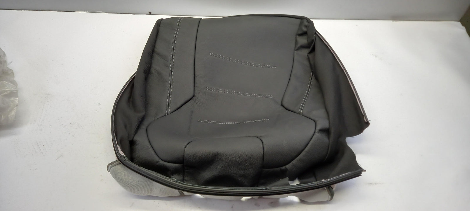 Original MERCEDES-BENZ GLA H247 '21-'24 Sitzbezug Hinten links A24792049019E43