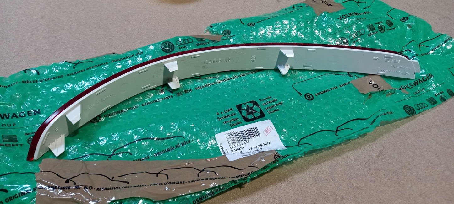 Original SKODA Octavia 2009 - 2013 Rückstrahler Rechts 1Z0945106