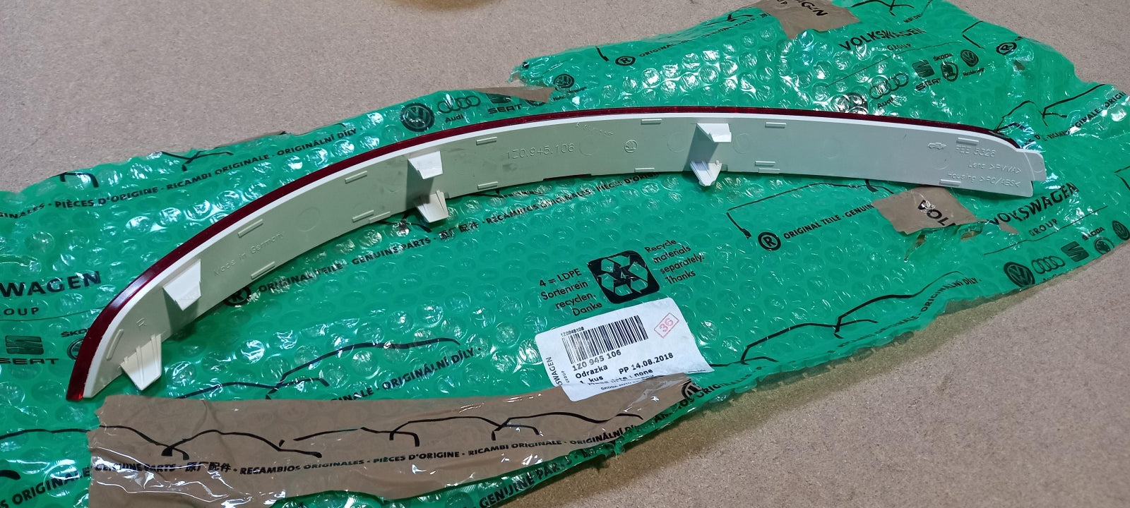 Original SKODA Octavia 2009 - 2013 Rückstrahler Rechts 1Z0945106