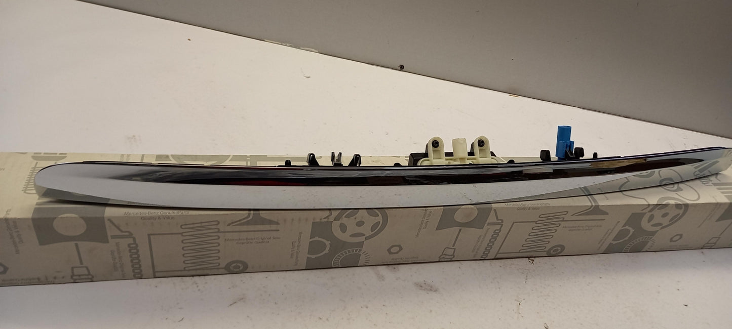 Original OE MERCEDES-BENZ Kofferraumverkleidung A2467401401647F24