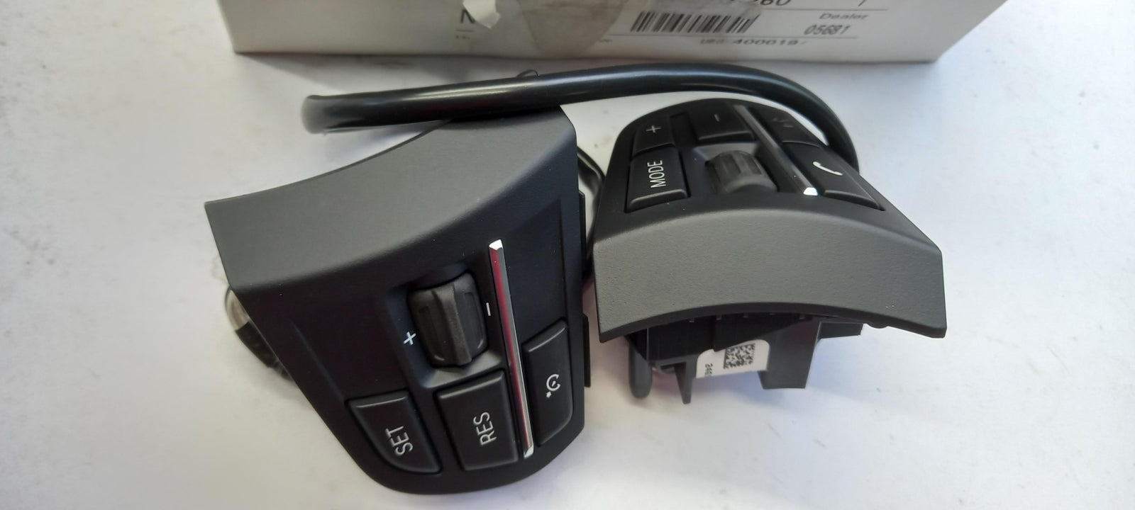 Original BMW X3 F25 X4 F26 X5 F15 X6 F16 Sport Lenkradschalter 61319270260