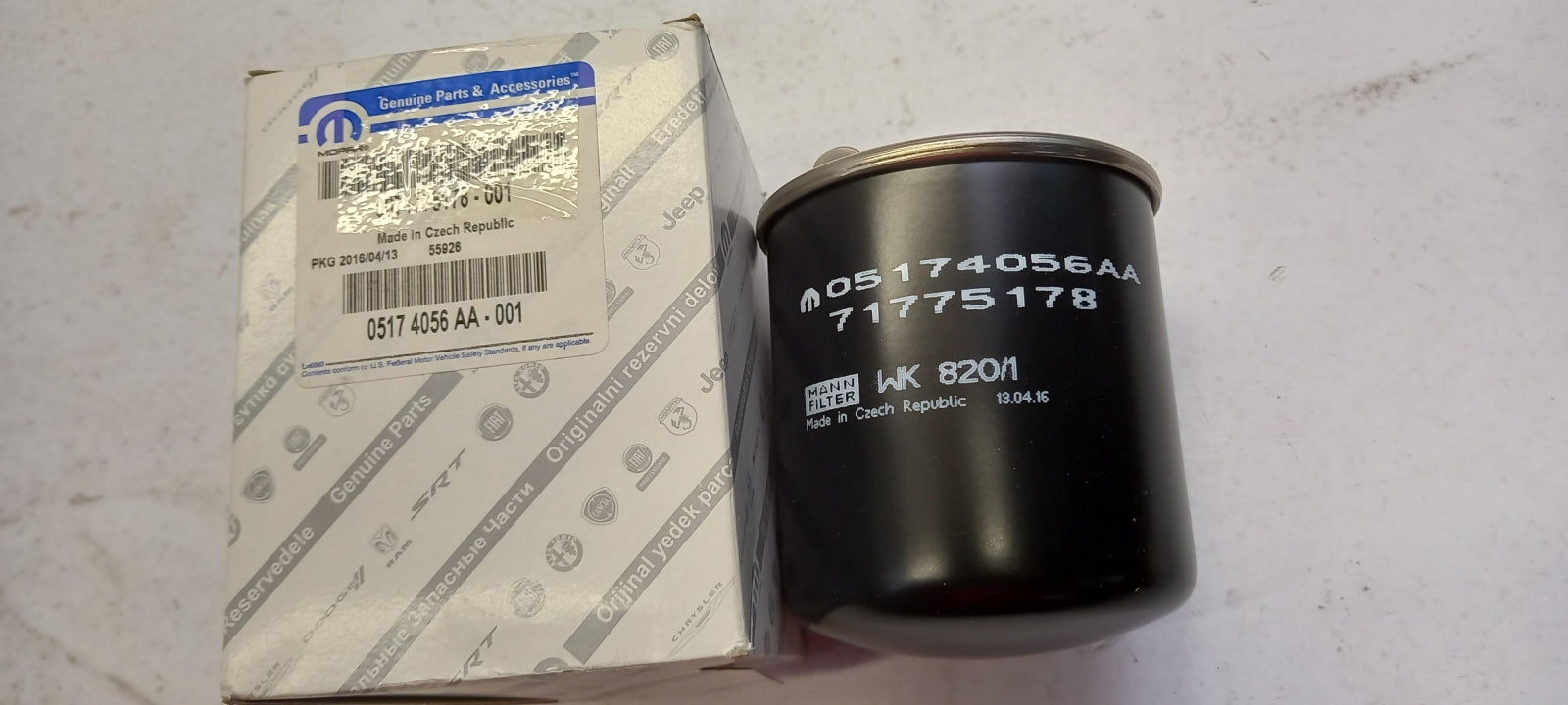 Original CHRYSLER 300C CRD 3.0 Kraftstofffilter 71775178