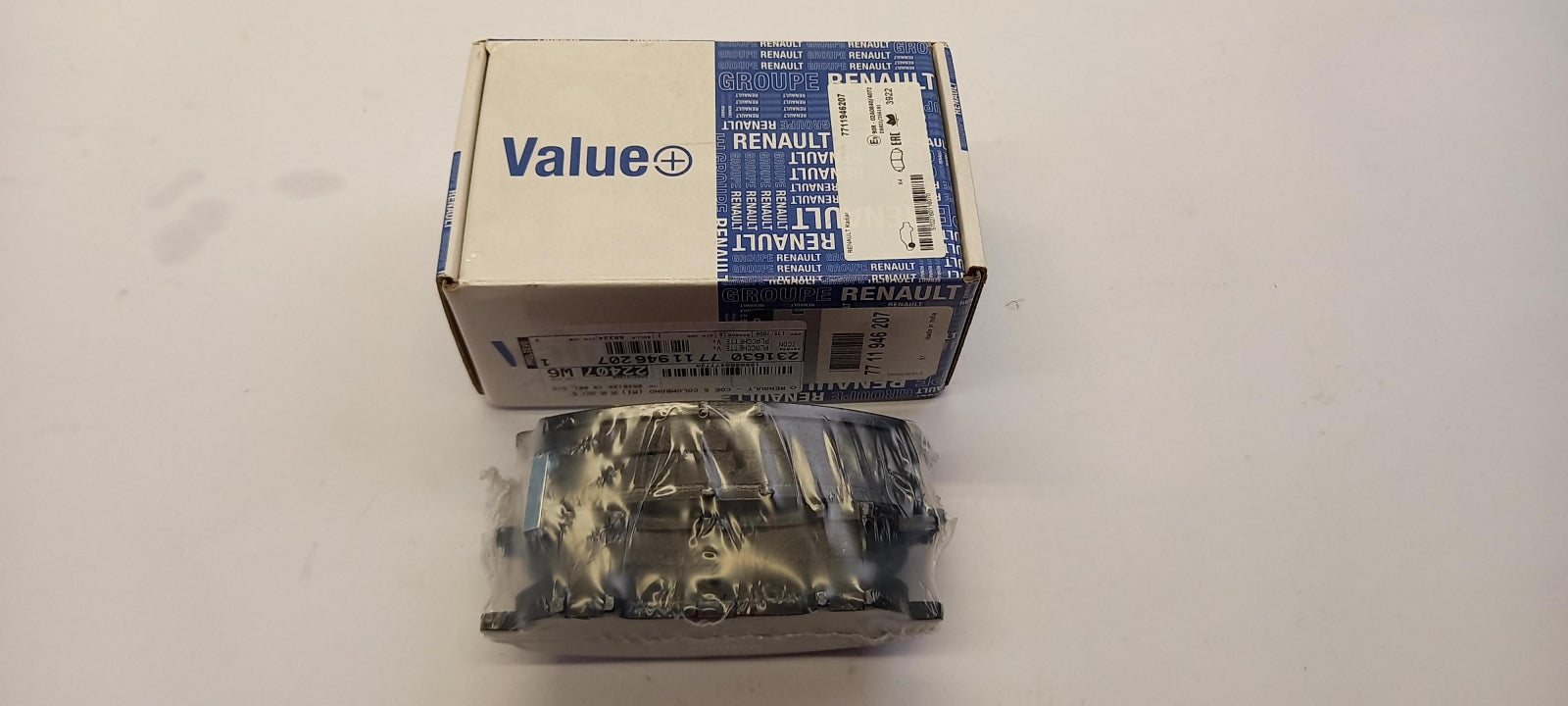 Original RENAULT Kadjar 2016> Bremsbeläge vorne 7711946207