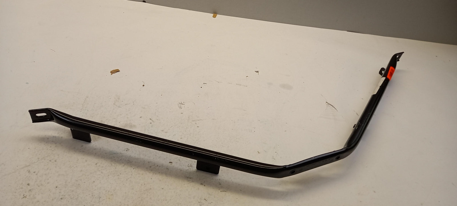 Original BMW 6' E63 E64 Frontplattenleiste Rahmenverstärkung 51647046547