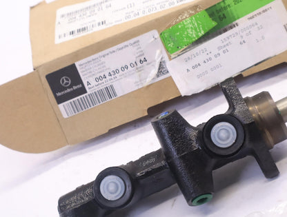 Original OE MERCEDES-BENZ Hauptbremszylinder A004430090164