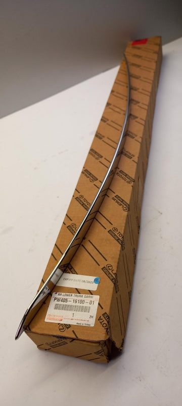 Original TOYOTA Corolla Cross 2020- Heckklappe Zierleiste Hinten PW4051610001