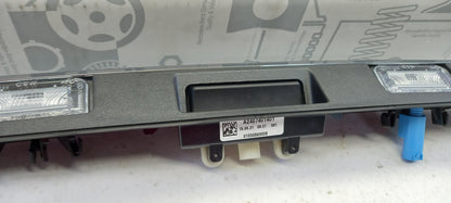 Original OE MERCEDES-BENZ Kofferraumverkleidung A2467401401647F24