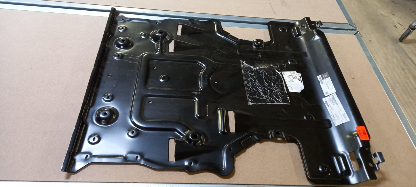 Original OE MERCEDES-BENZ Unterfahrschutz A1675200400