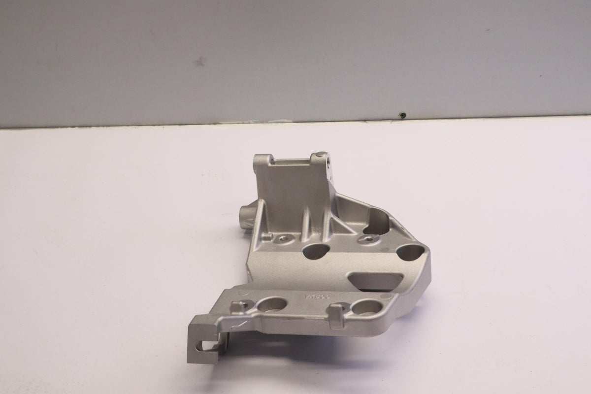 Original NISSAN NP300 D22 Kompressorhalter 11910VK500