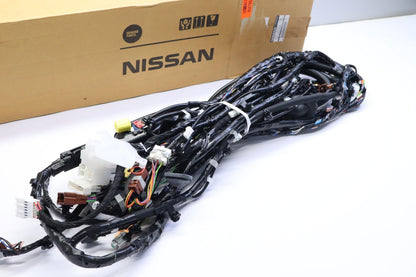 Original NISSAN Qashqai J11 Karosserie Kabelbaum 240174EB4B